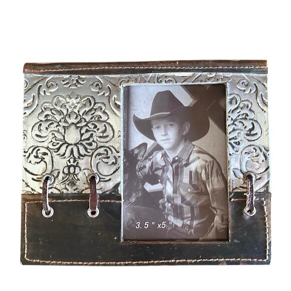 Western rustic frame 3.5 x 5” metal and leather natural scrolling framing decor - Picture 1 of 4
